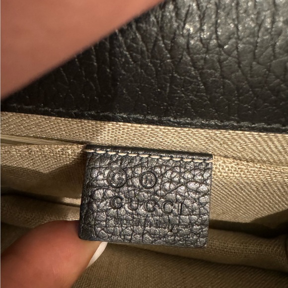 Gucci Interlocking G small leather shoulder bag - Picture 4 of 8
